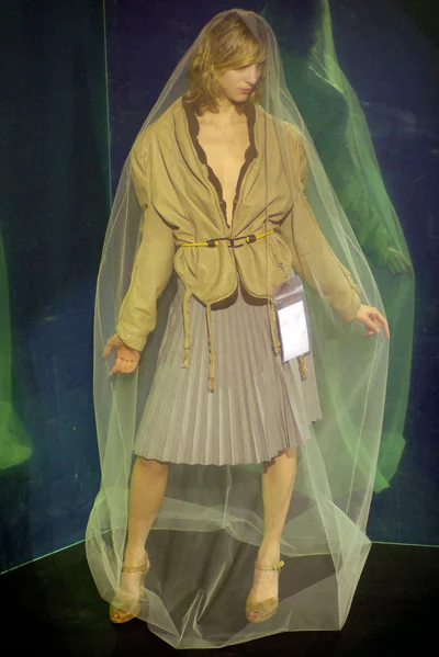 Look 37